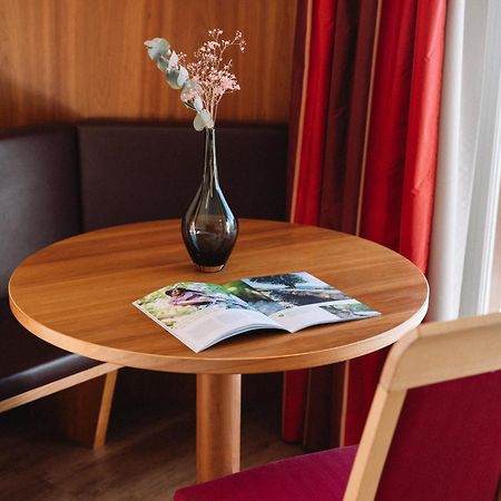 Feldhof Schenna Aparthotel Exteriör bild