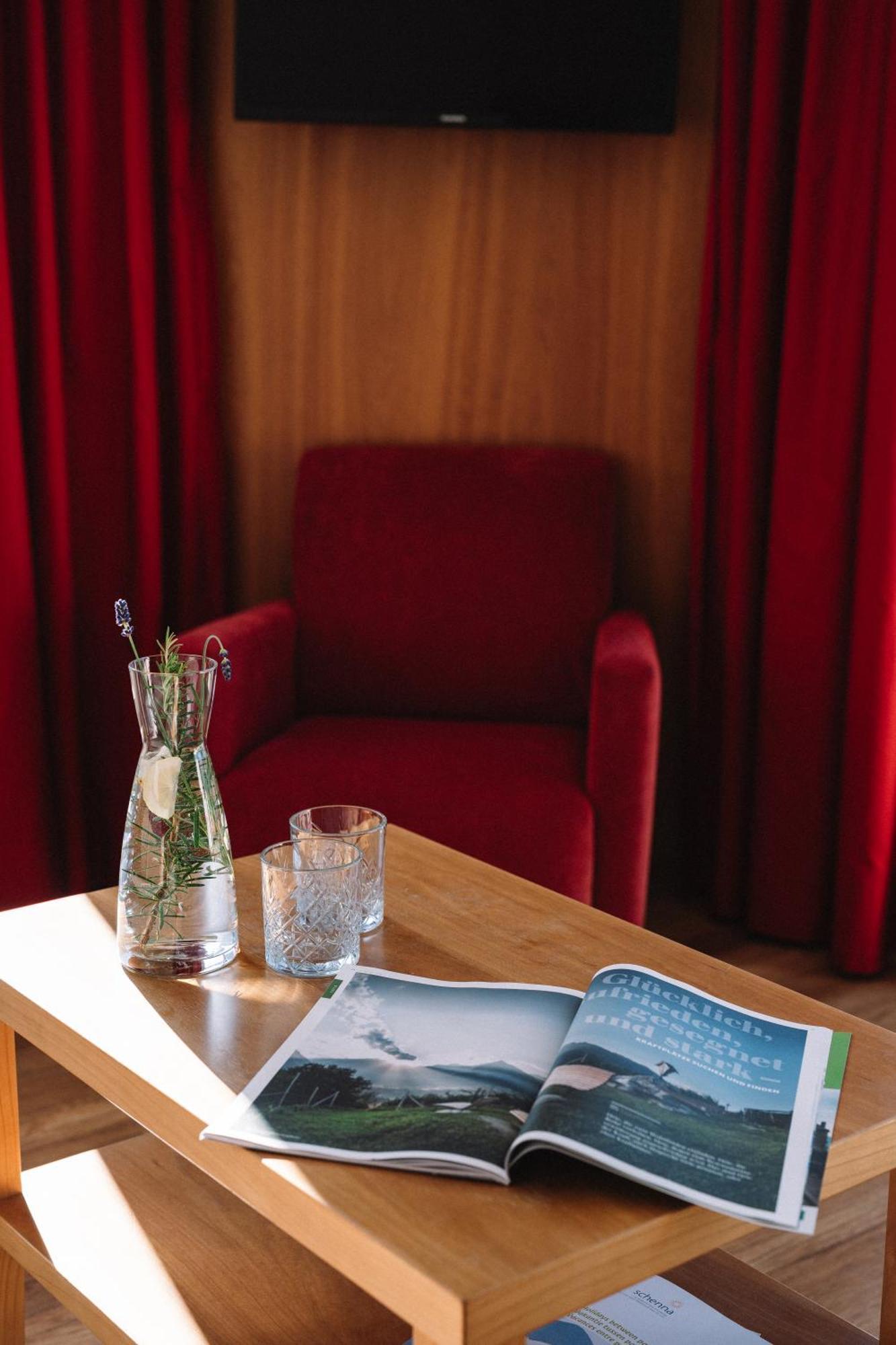 Feldhof Schenna Aparthotel Exteriör bild