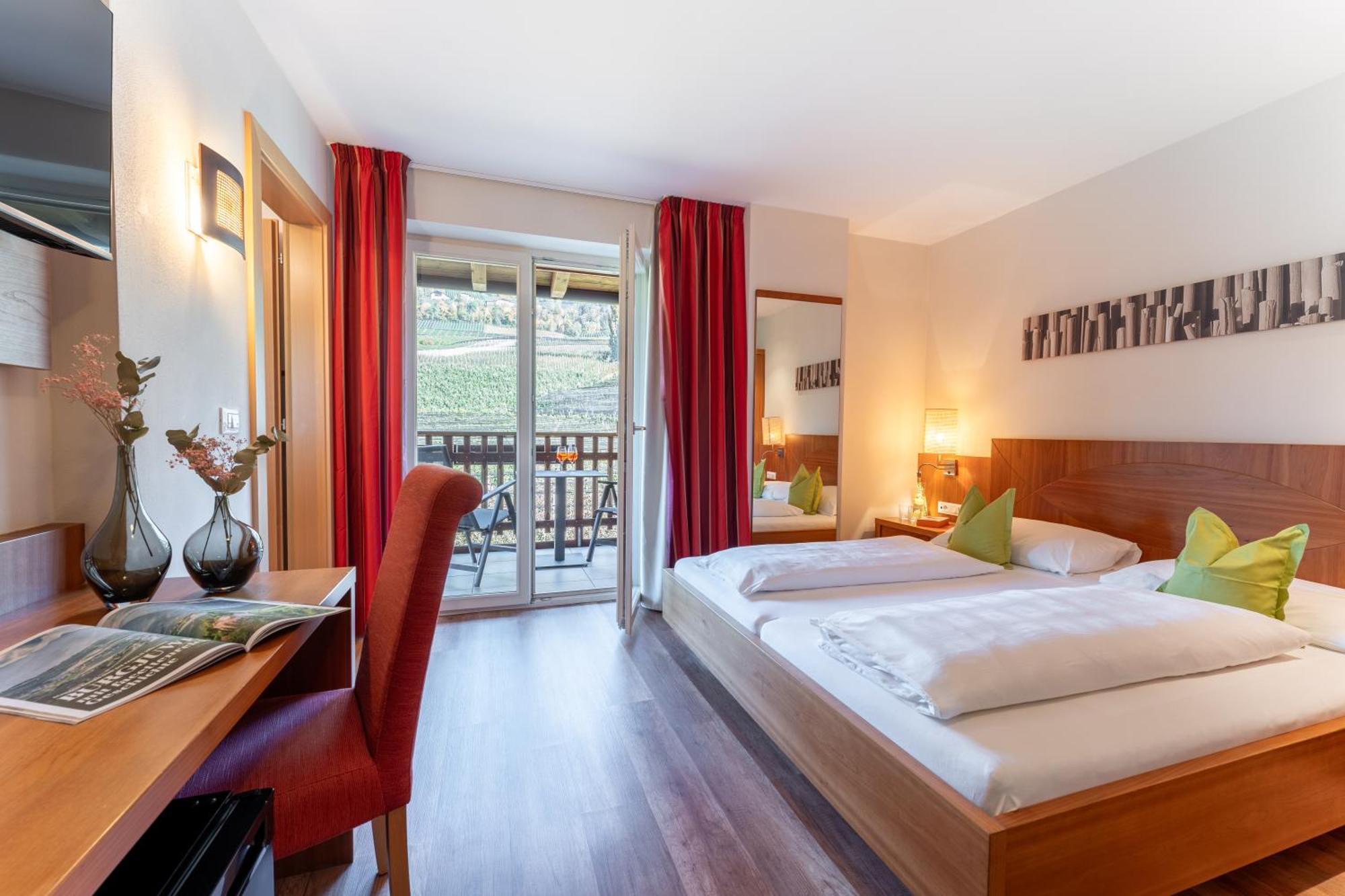 Feldhof Schenna Aparthotel Exteriör bild