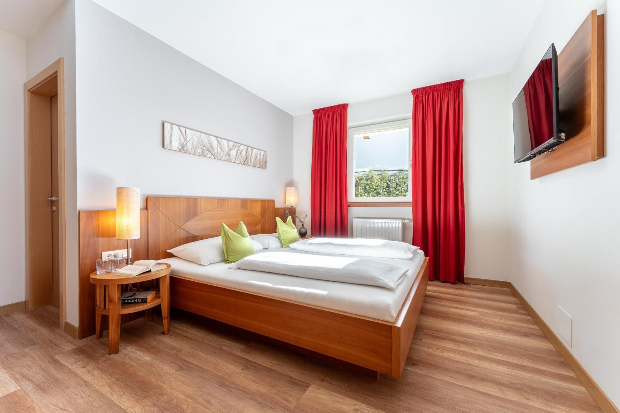 Feldhof Schenna Aparthotel Exteriör bild