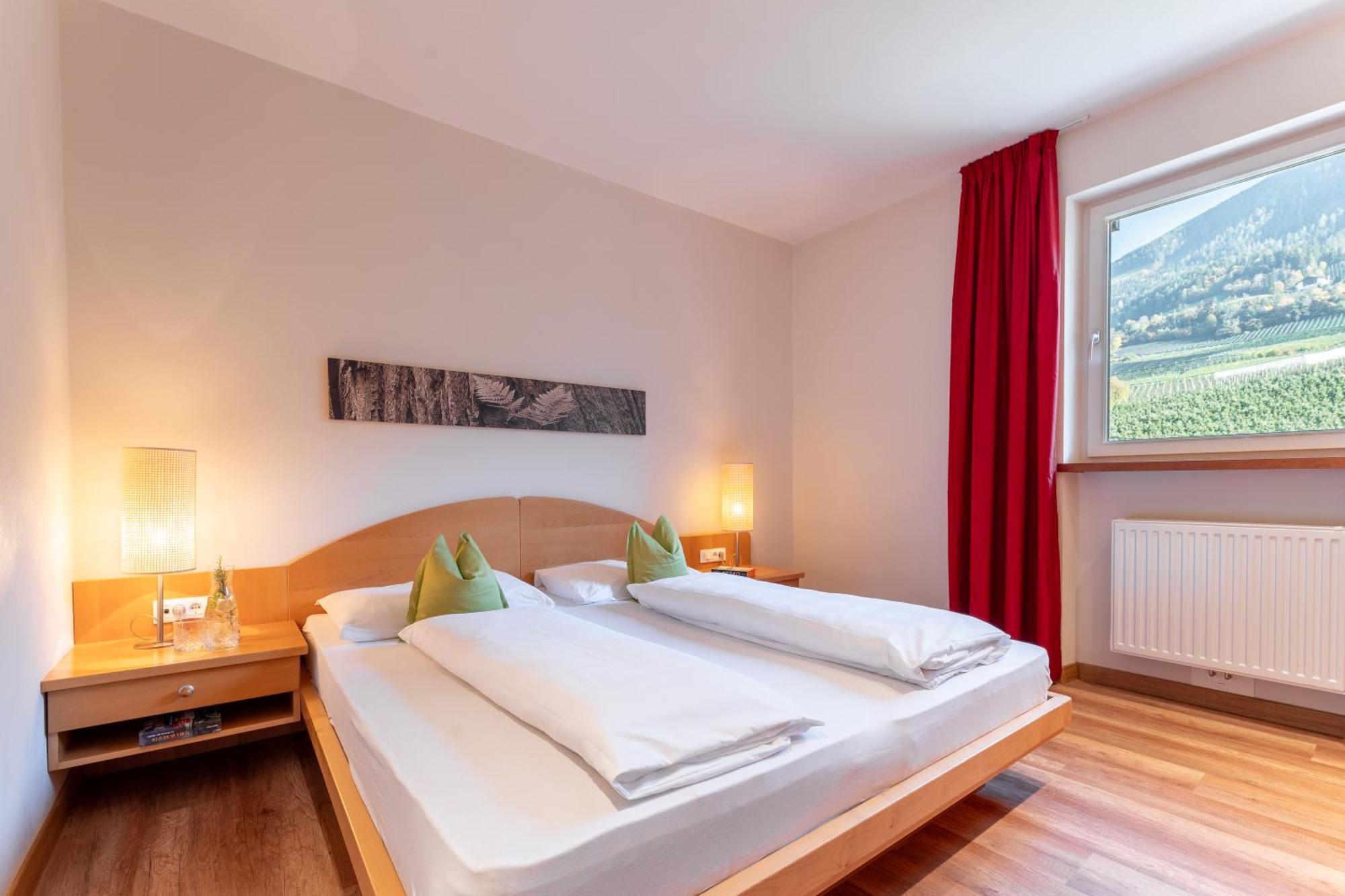 Feldhof Schenna Aparthotel Exteriör bild