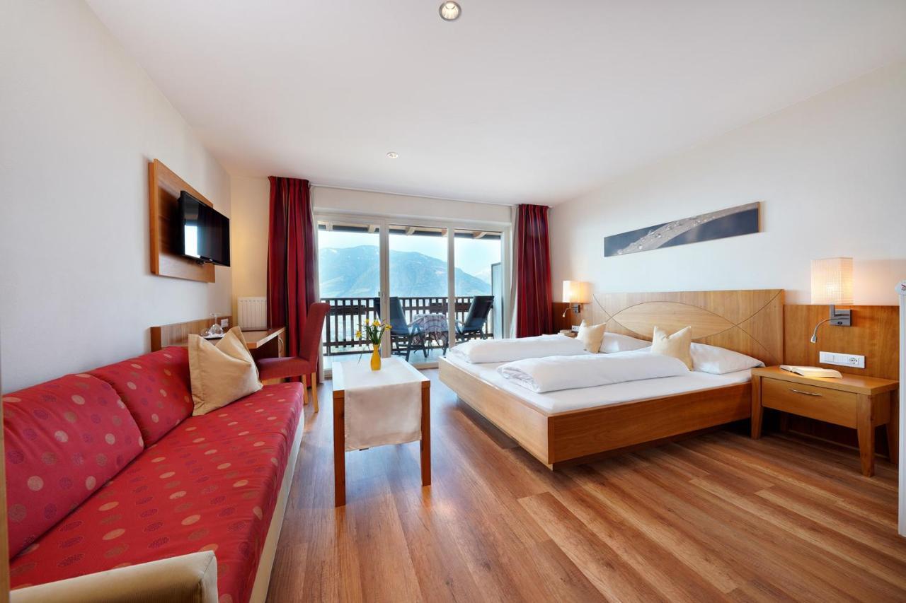 Feldhof Schenna Aparthotel Exteriör bild